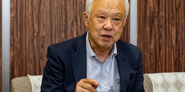 三好 康治